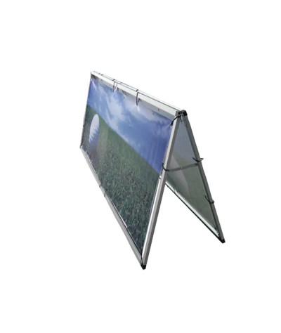 OUTDOOR BANNERSTAND