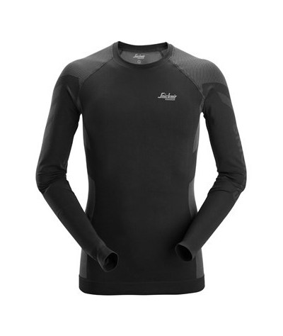 In Motion seamless base layer